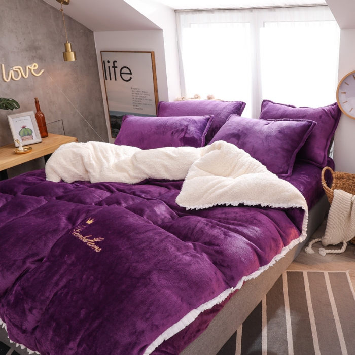 91家纺网 家纺一手货源 找家纺 简爱家纺 2025新款法莱绒羊羔绒四件套 回忆-深紫