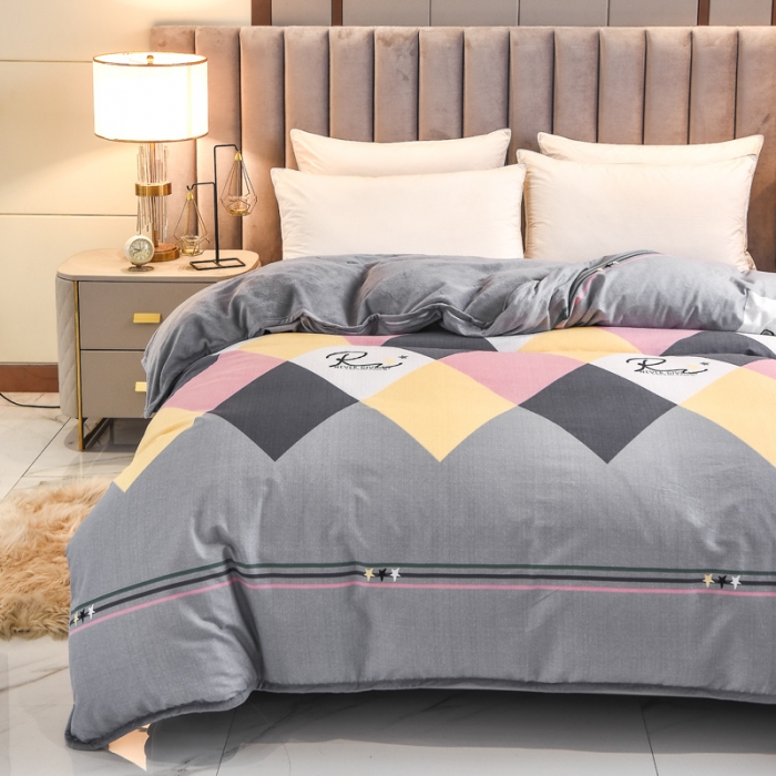 91家纺网 家纺一手货源 找家纺 2021新款加厚棉加绒四件套A全棉B水牛奶绒单被套旅行家