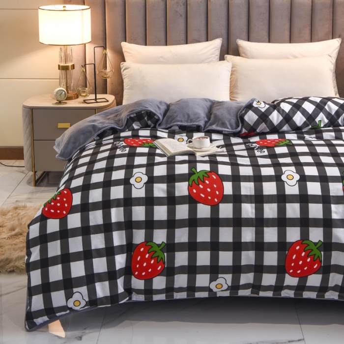 91家纺网 家纺一手货源 找家纺 琪琪阁 2021新款全棉+牛奶绒单被套温馨草莓