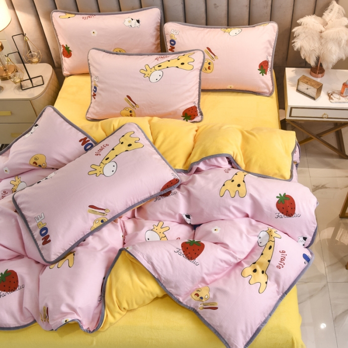 91家纺网 家纺一手货源 找家纺 琪琪阁 2021新款全棉+牛奶绒四件套开心小鹿-粉