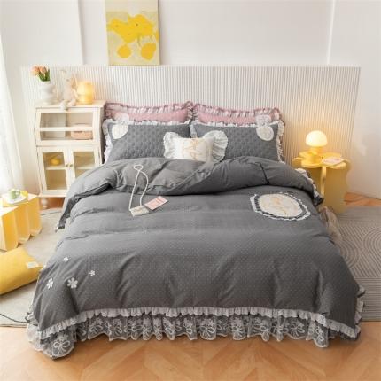 91家纺网 家纺一手货源 找家纺 菊上家纺 2021新款全棉贴布绣花花边床盖四件套 伊莲-灰