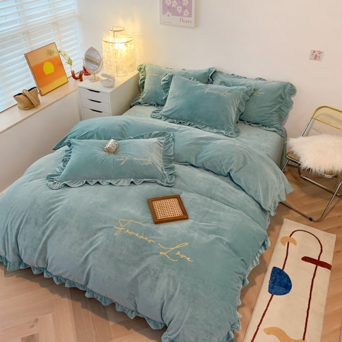 91家纺网 家纺一手货源 找家纺 上尚居 2021新款加厚韩版水晶绒宝宝绒四件套 艾丽丝豆绿