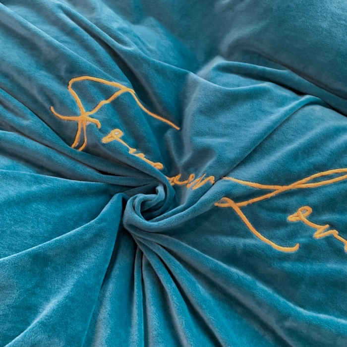 91家纺网 家纺一手货源 找家纺 上尚居 2021新款加厚韩版水晶绒宝宝绒四件套 艾丽丝深绿