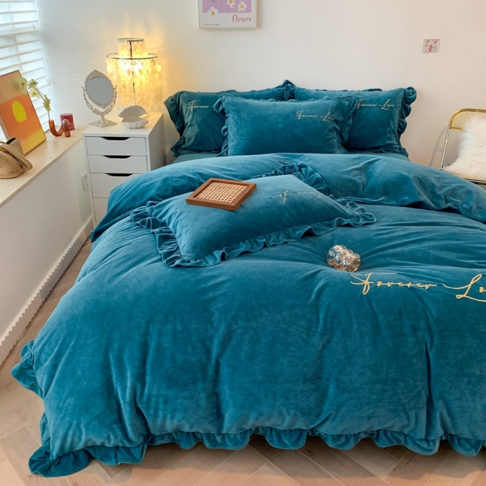 91家纺网 家纺一手货源 找家纺 上尚居 2021新款加厚韩版水晶绒宝宝绒四件套 艾丽丝深绿