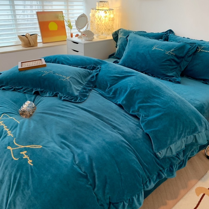 91家纺网 家纺一手货源 找家纺 上尚居 2021新款加厚韩版水晶绒宝宝绒四件套 艾丽丝深绿