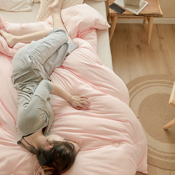 91家纺网 家纺一手货源 找家纺 VIP被业 2021新款云绒棉冬被 玉色