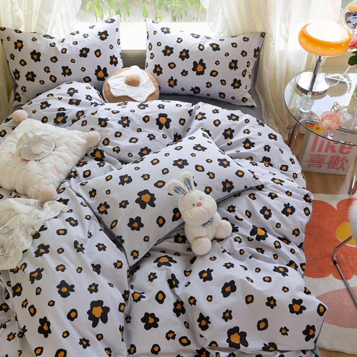 91家纺网 家纺一手货源 找家纺 千朵2021新款13372活性印花款四件套 暖暖