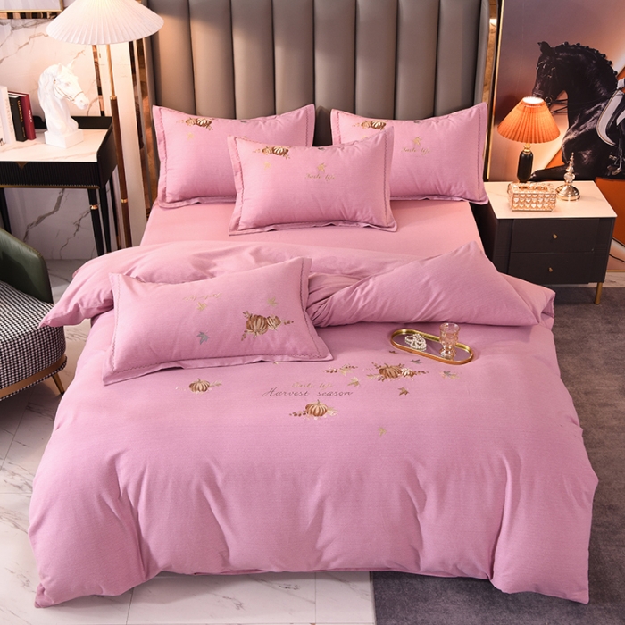 91家纺网 家纺一手货源 找家纺 百花王2021新款全棉绣花四件套 时尚粉色