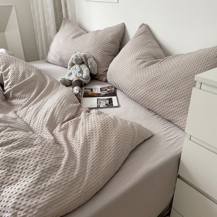 91家纺网 家纺一手货源 找家纺 2021年新款华夫格系列四件套 淡灰