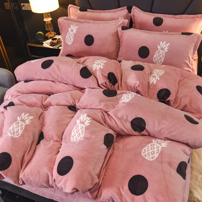 91家纺网 家纺一手货源 找家纺 锦罗绣 2021新款牛奶绒印花四件套 菠萝