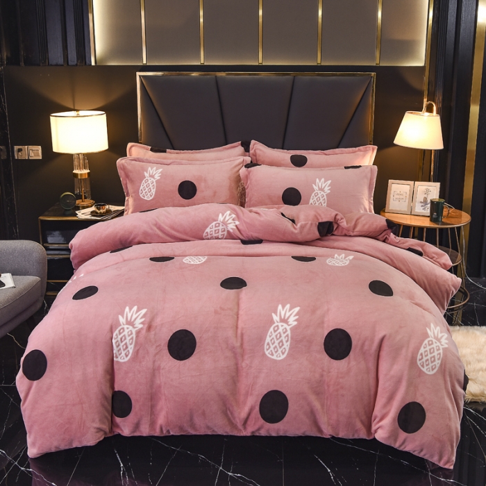 91家纺网 家纺一手货源 找家纺 锦罗绣 2021新款牛奶绒印花四件套 菠萝