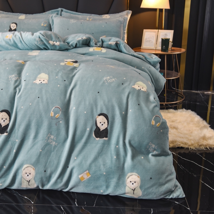 91家纺网 家纺一手货源 找家纺 锦罗绣 2021新款牛奶绒印花四件套 绒球