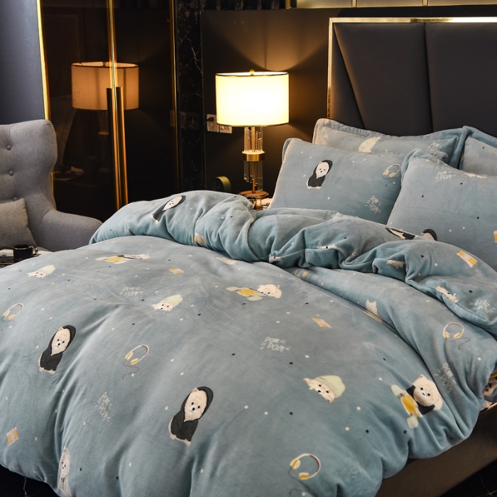 91家纺网 家纺一手货源 找家纺 锦罗绣 2021新款牛奶绒印花四件套 绒球