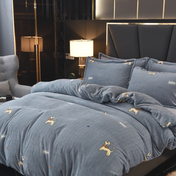 91家纺网 家纺一手货源 找家纺 锦罗绣 2021新款牛奶绒印花四件套 史努比