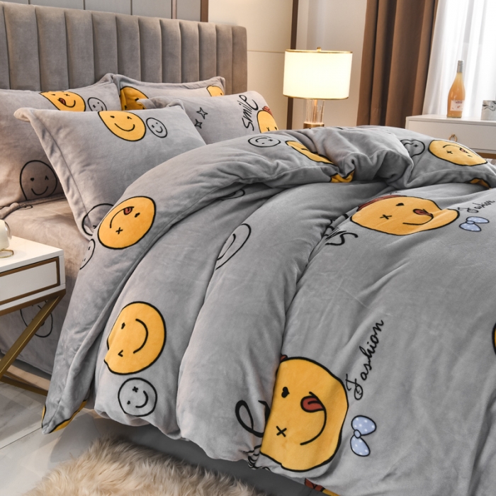 91家纺网 家纺一手货源 找家纺 锦罗绣 2021新款牛奶绒印花四件套 笑脸