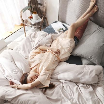 91家纺网 家纺一手货源 找家纺 （总）巴宝路 2025秋冬新品大豆暖芯纤维被