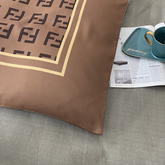 91家纺网 家纺一手货源 找家纺 爱一个家 2023新款贡棉数码印花大版花四件套 芬迪咖