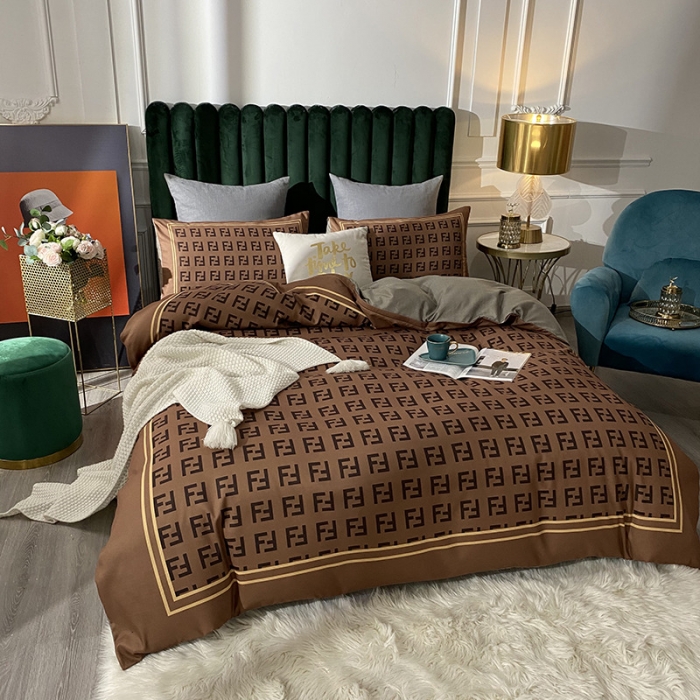 91家纺网 家纺一手货源 找家纺 爱一个家 2023新款贡棉数码印花大版花四件套 芬迪咖