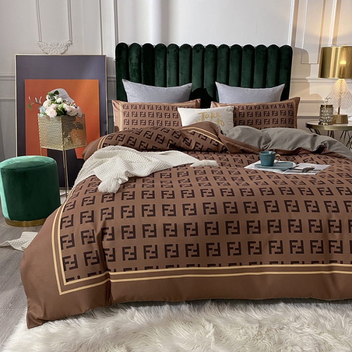 91家纺网 家纺一手货源 找家纺 爱一个家 2023新款贡棉数码印花大版花四件套 芬迪咖