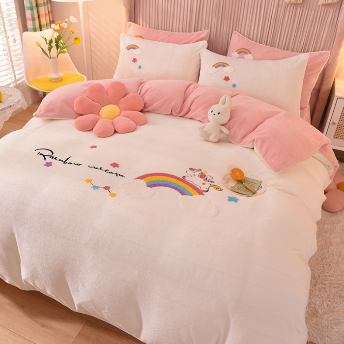 91家纺网 家纺一手货源 找家纺 （总）包小包2023新款独角兽高克重法莱绒牛奶绒三拼四件套