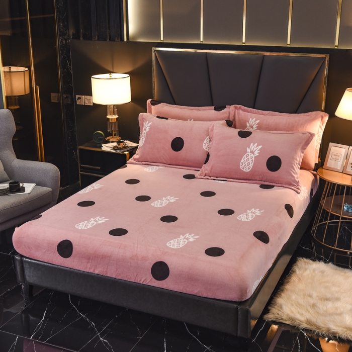 91家纺网 家纺一手货源 找家纺 锦罗绣 2021新款牛奶绒印花单品床笠菠萝