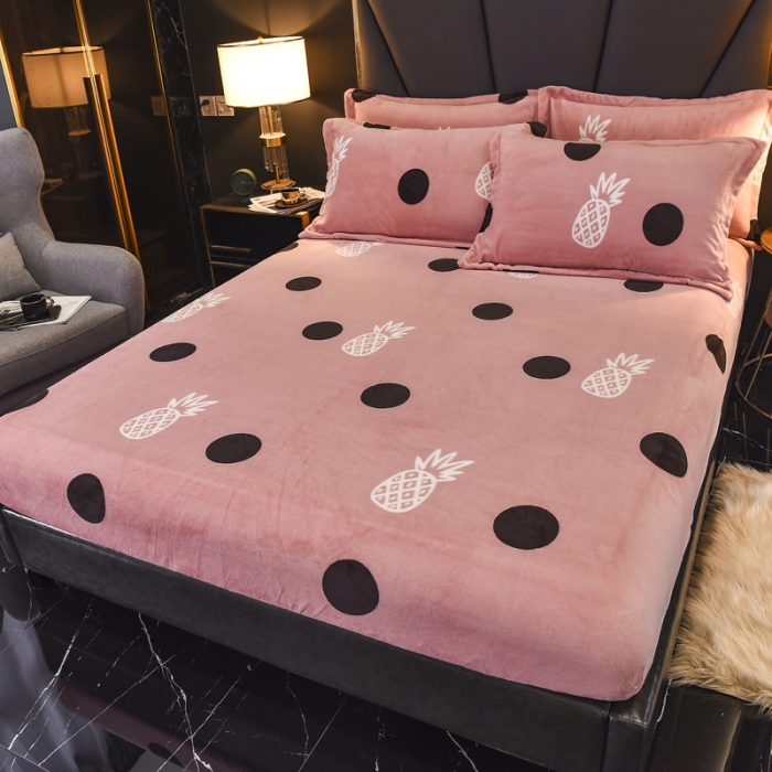 91家纺网 家纺一手货源 找家纺 锦罗绣 2021新款牛奶绒印花单品床笠菠萝