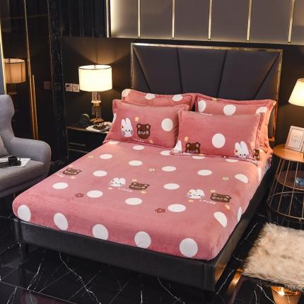 91家纺网 家纺一手货源 找家纺 锦罗绣 2021新款牛奶绒印花单品床笠粉底小兔