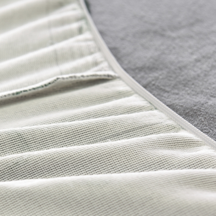 91家纺网 家纺一手货源 找家纺 锦罗绣 2021新款牛奶绒印花单品床笠趴趴熊