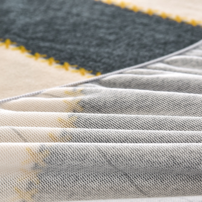 91家纺网 家纺一手货源 找家纺 锦罗绣 2021新款牛奶绒印花单品床笠熊宝宝