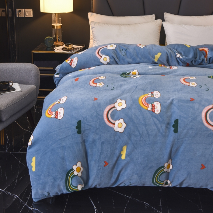 91家纺网 家纺一手货源 找家纺 锦罗绣 2021新款牛奶绒印花单品被套彩虹