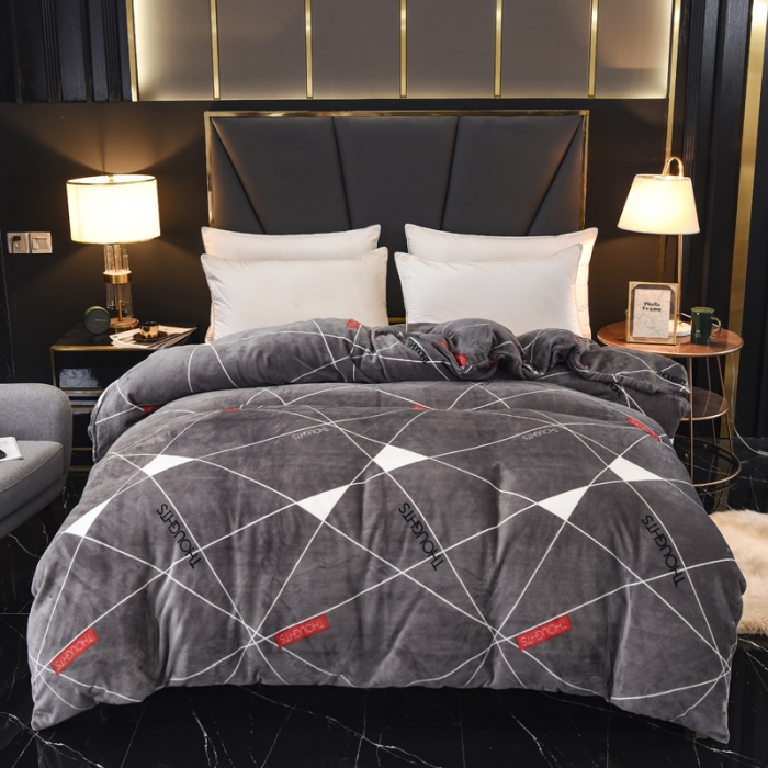 91家纺网 家纺一手货源 找家纺 锦罗绣 2021新款牛奶绒印花单品被套几何梦想