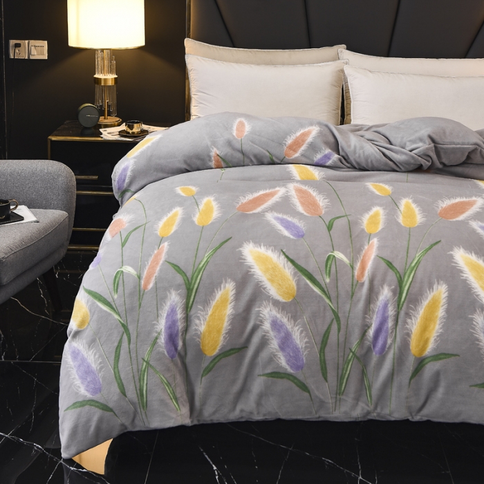 91家纺网 家纺一手货源 找家纺 锦罗绣 2021新款牛奶绒印花单品被套狼尾草