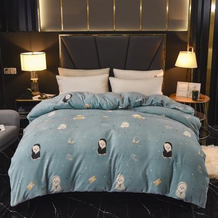 91家纺网 家纺一手货源 找家纺 锦罗绣 2021新款牛奶绒印花单品被套绒球