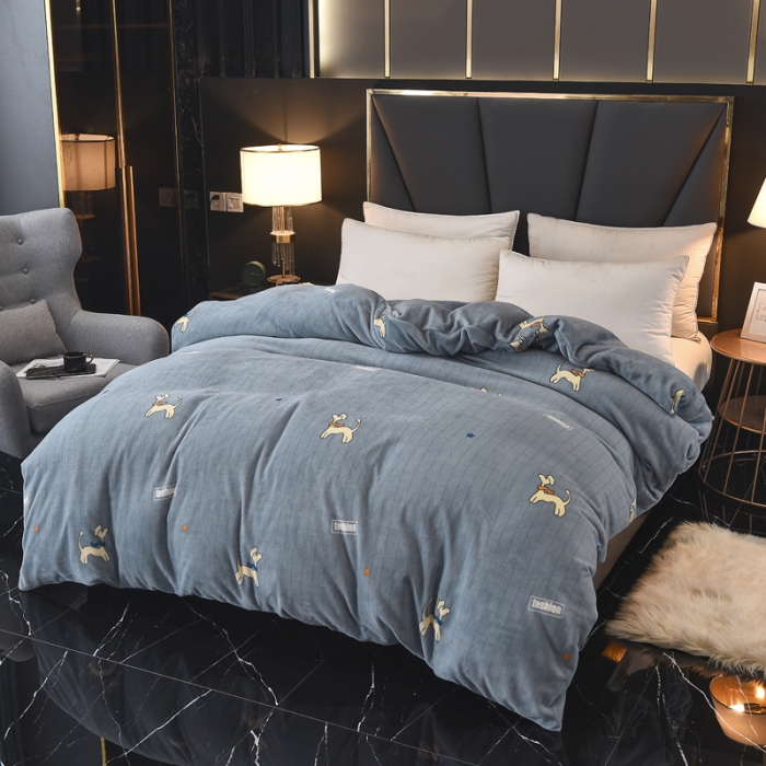 91家纺网 家纺一手货源 找家纺 锦罗绣 2021新款牛奶绒印花单品被套史努比