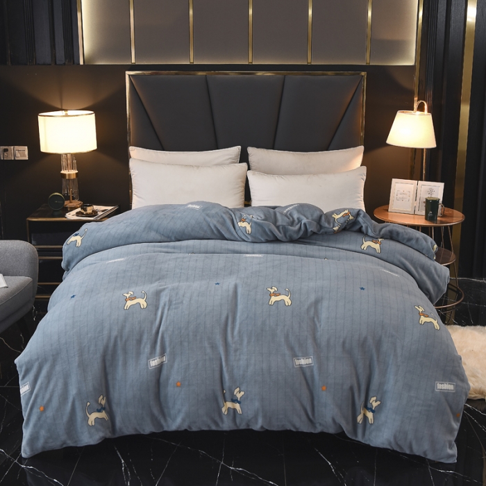 91家纺网 家纺一手货源 找家纺 锦罗绣 2021新款牛奶绒印花单品被套史努比