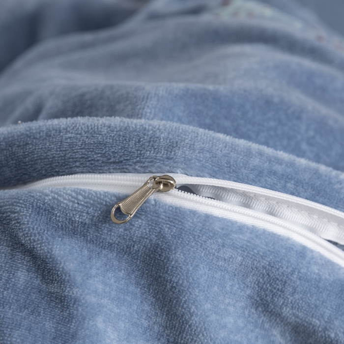 91家纺网 家纺一手货源 找家纺 锦罗绣 2021新款牛奶绒印花单品被套小鹿