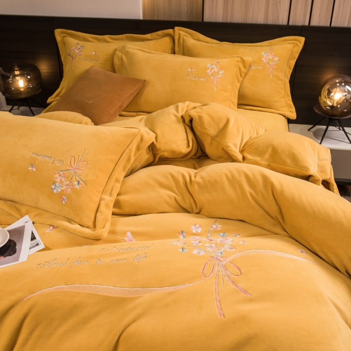 91家纺网 家纺一手货源 找家纺 绒博士 220g法莱牛奶水晶金貂魔法四件套-倾城之恋柠檬黄