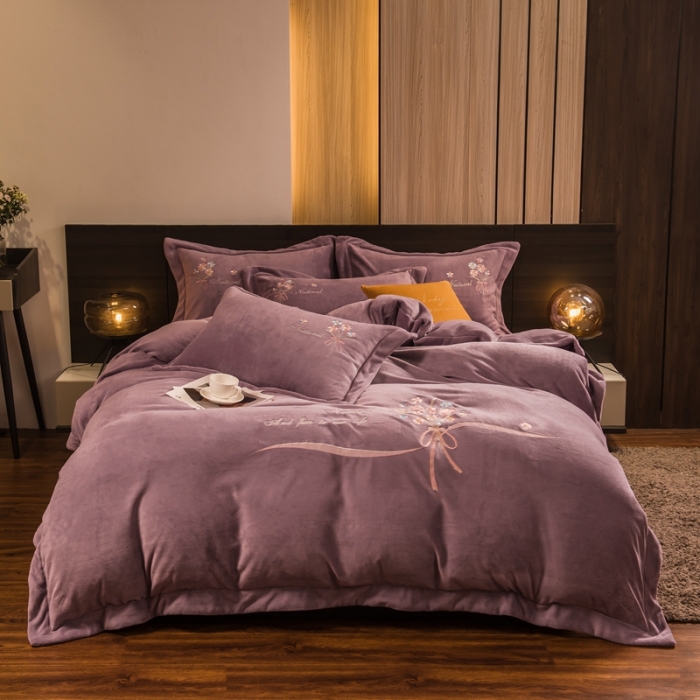 91家纺网 家纺一手货源 找家纺 绒博士 220g法莱牛奶水晶金貂魔法四件套-倾城之恋 香芋紫