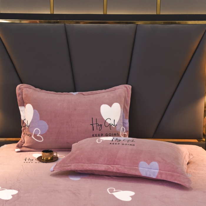 91家纺网 家纺一手货源 找家纺 锦罗绣 2021新款牛奶绒印花单品枕套一对爱心-粉