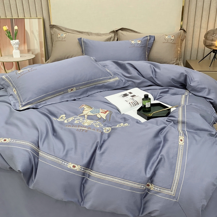 91家纺网 家纺一手货源 找家纺 顾家家居2023新款80支新疆长绒棉绣花四件套 凯萨琳-高冷紫