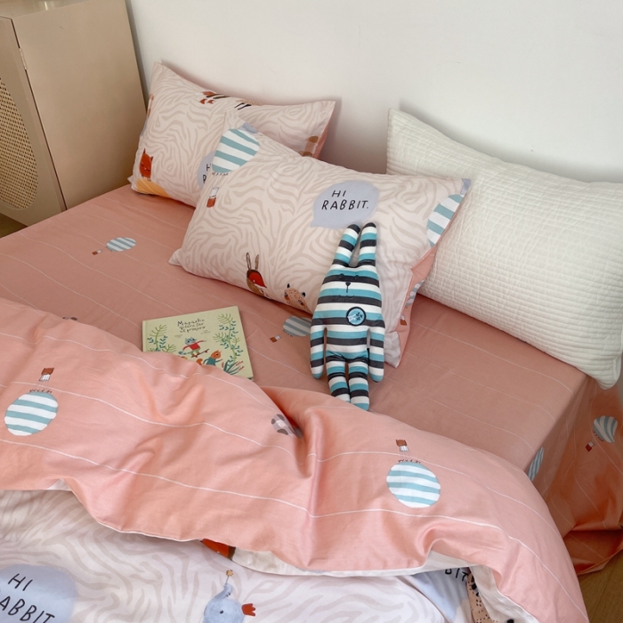 91家纺网 家纺一手货源 找家纺 时年 2021新款40S全棉印花四件套小可爱系列 气球皮皮