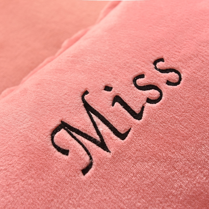 91家纺网 家纺一手货源 找家纺 简爱家纺新款保暖MISS款法莱绒刺绣四件套 绒miss-玉色