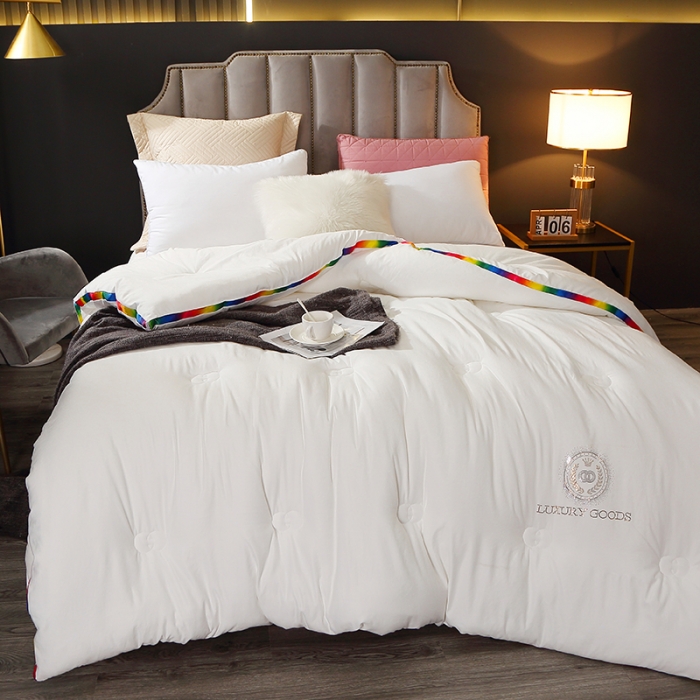 91家纺网 家纺一手货源 找家纺 VIP被业 2021新款彩虹大豆被冬被 彩虹白