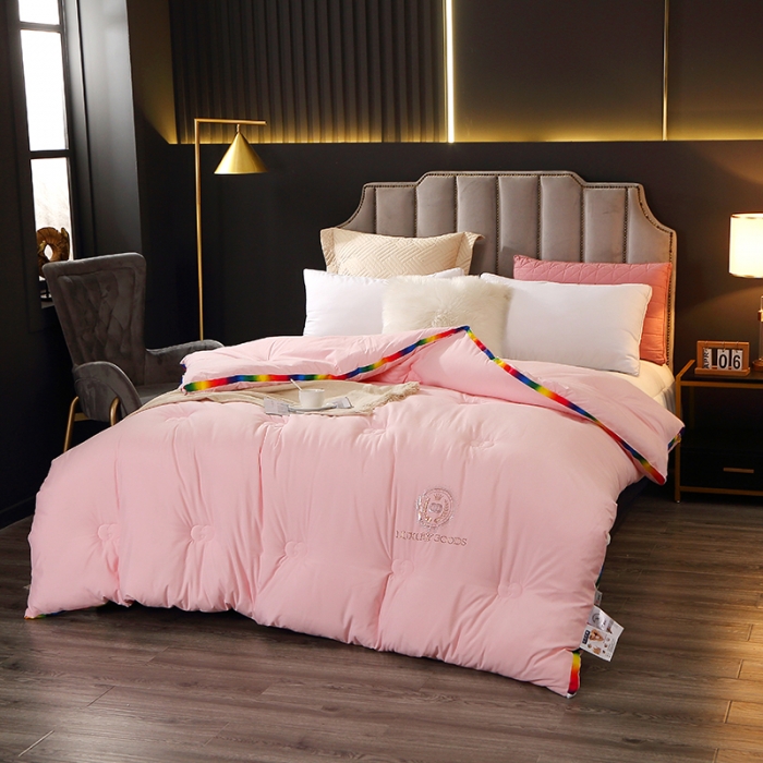 91家纺网 家纺一手货源 找家纺 VIP被业 2021新款彩虹大豆被冬被 彩虹粉