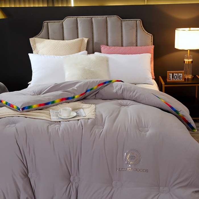 91家纺网 家纺一手货源 找家纺 VIP被业 2021新款彩虹大豆被冬被 彩虹灰