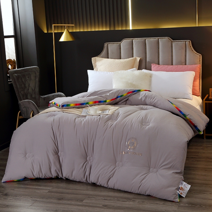 91家纺网 家纺一手货源 找家纺 VIP被业 2021新款彩虹大豆被冬被 彩虹灰