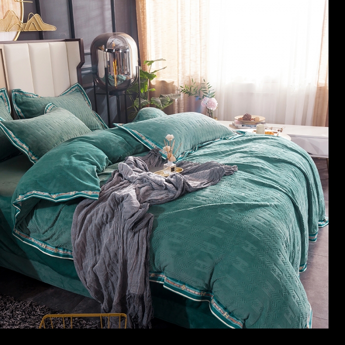 91家纺网 家纺一手货源 找家纺 （总）佳梦家纺轻奢提花绒四件套牛奶绒纯色消光压花宝宝绒被套