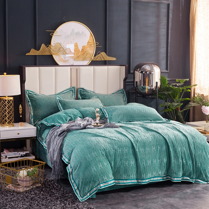 91家纺网 家纺一手货源 找家纺 佳梦家纺轻奢提花绒四件套牛奶绒纯色消光压花宝宝绒被套 草绿