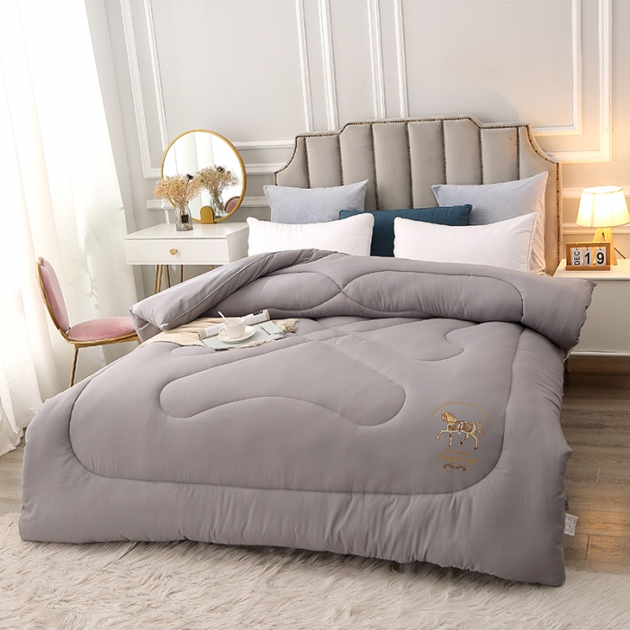 91家纺网 家纺一手货源 找家纺 VIP被业 2021新款7D时尚冬被 马到成功