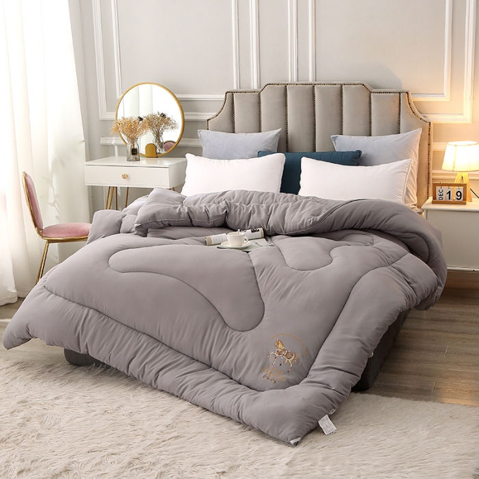 91家纺网 家纺一手货源 找家纺 VIP被业 2021新款7D时尚冬被 马到成功